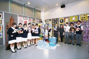 Teachers and students share the fun of art and creativity in various formats.