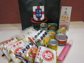 「善膳堂食物援助服務」為有需要人士提供即時食物援助。