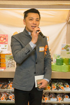 東華三院第五副主席陳祖恒先生感謝社會各界對iBakery的支持，同時亦讚賞iBakery無論在產品及服務的質素實在能夠媲美其他專業的餅店。