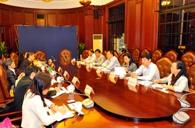 本院代表團與上海市民政局商討如何合作支援內地社工發展。