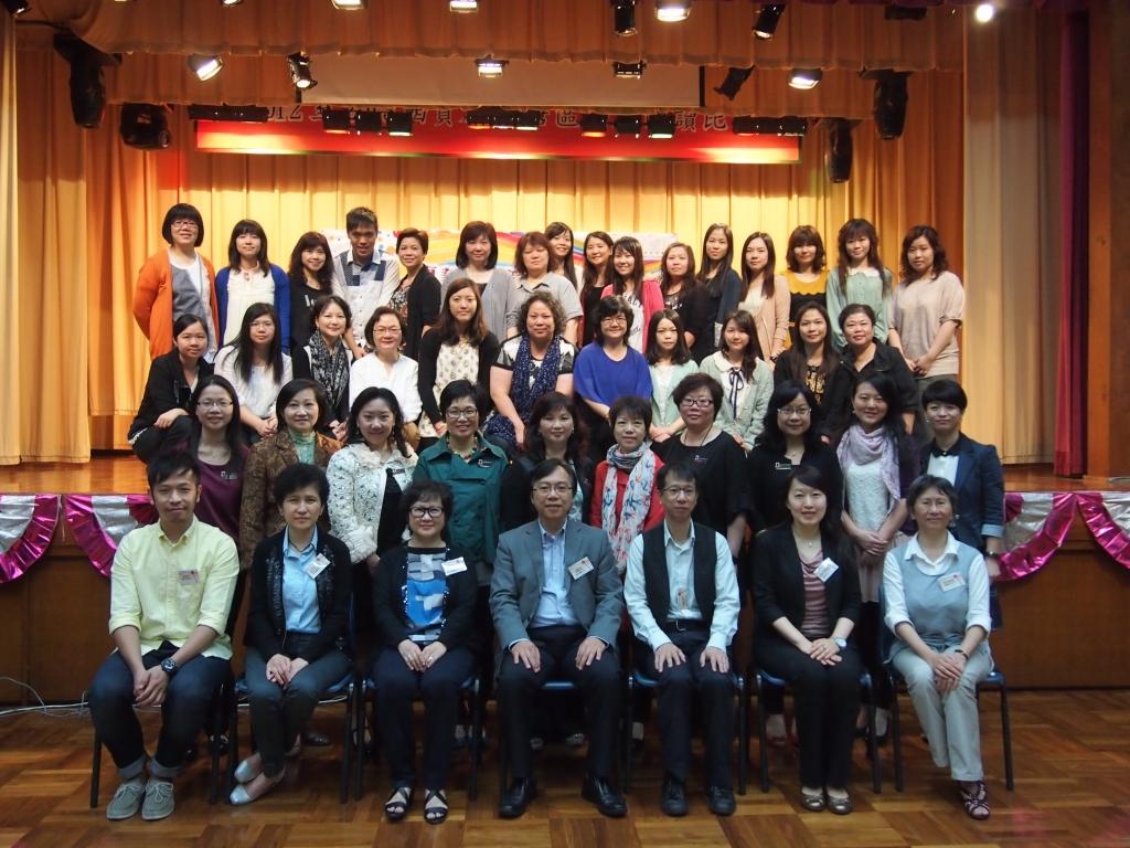 出席嘉賓與分享幼稚園的校長及老師合照。