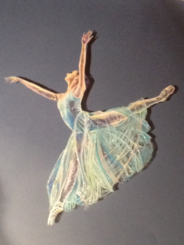 願您夢想成真 (View 2)