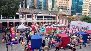 圖三至八為大館搖身一變成為「東華村」，連串豐富的節目讓參與市民盡興而歸。