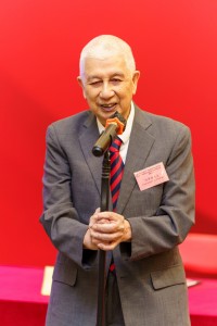 圖二為廣西培賢國際職業學院董事長何厚煌博士致辭。