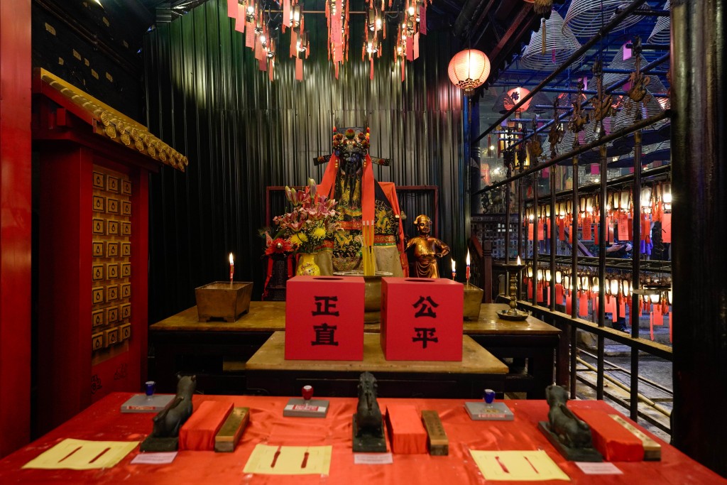 相片三