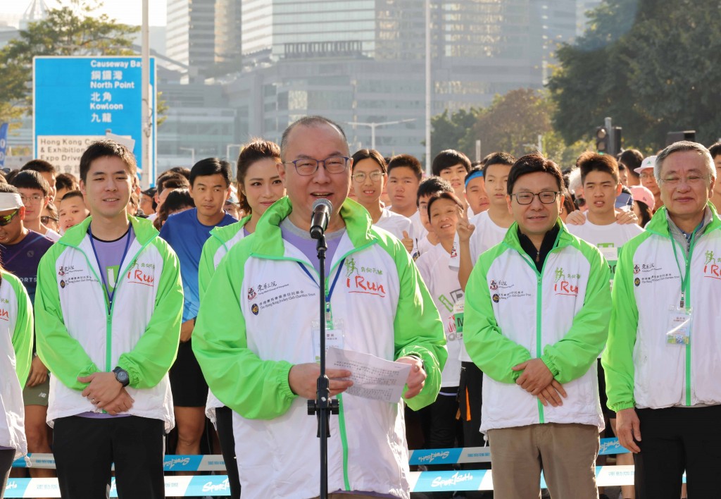 圖四︰東華三院副主席曾慶業先生致辭。